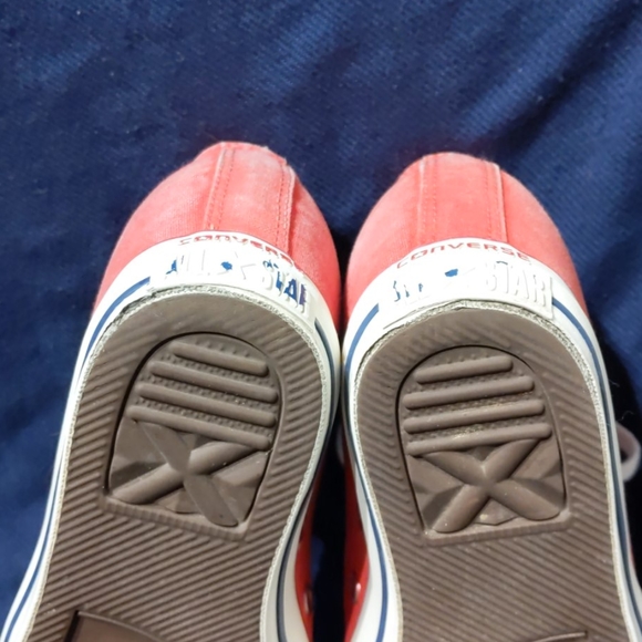 Converse Chuck Taylor Hidden Wedge Platform Shoes - Picture 10 of 12